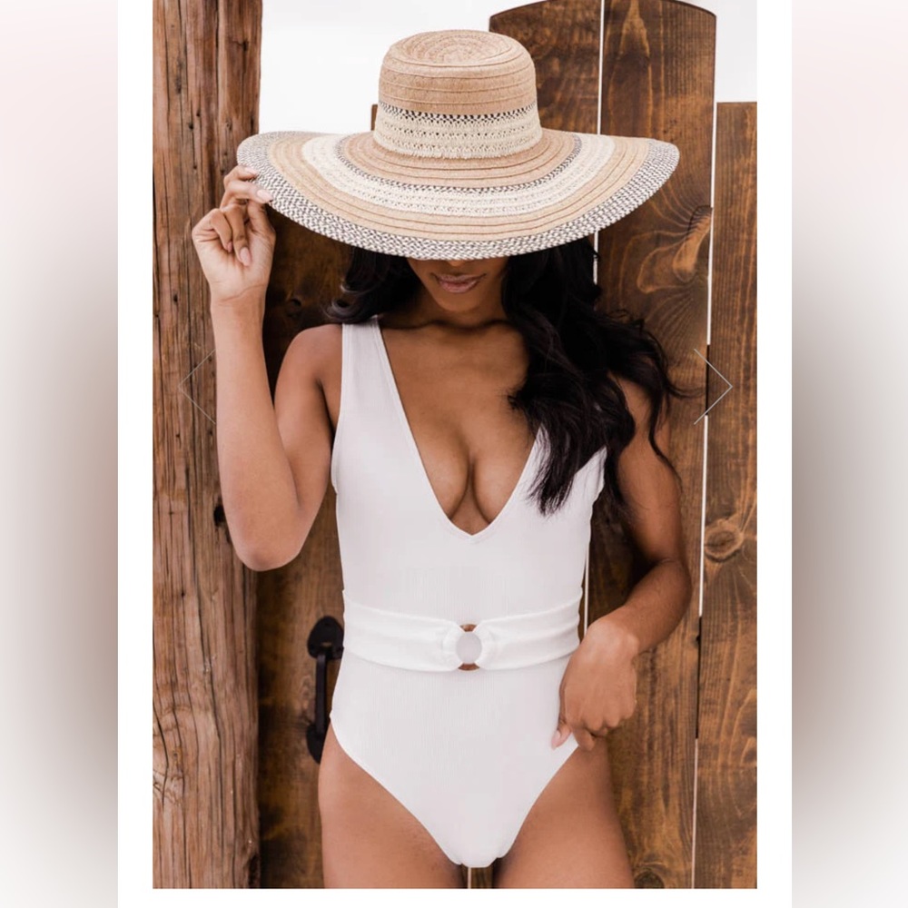 Last call Pink Lily Sunshine Goddess White One Piece Swimsuit